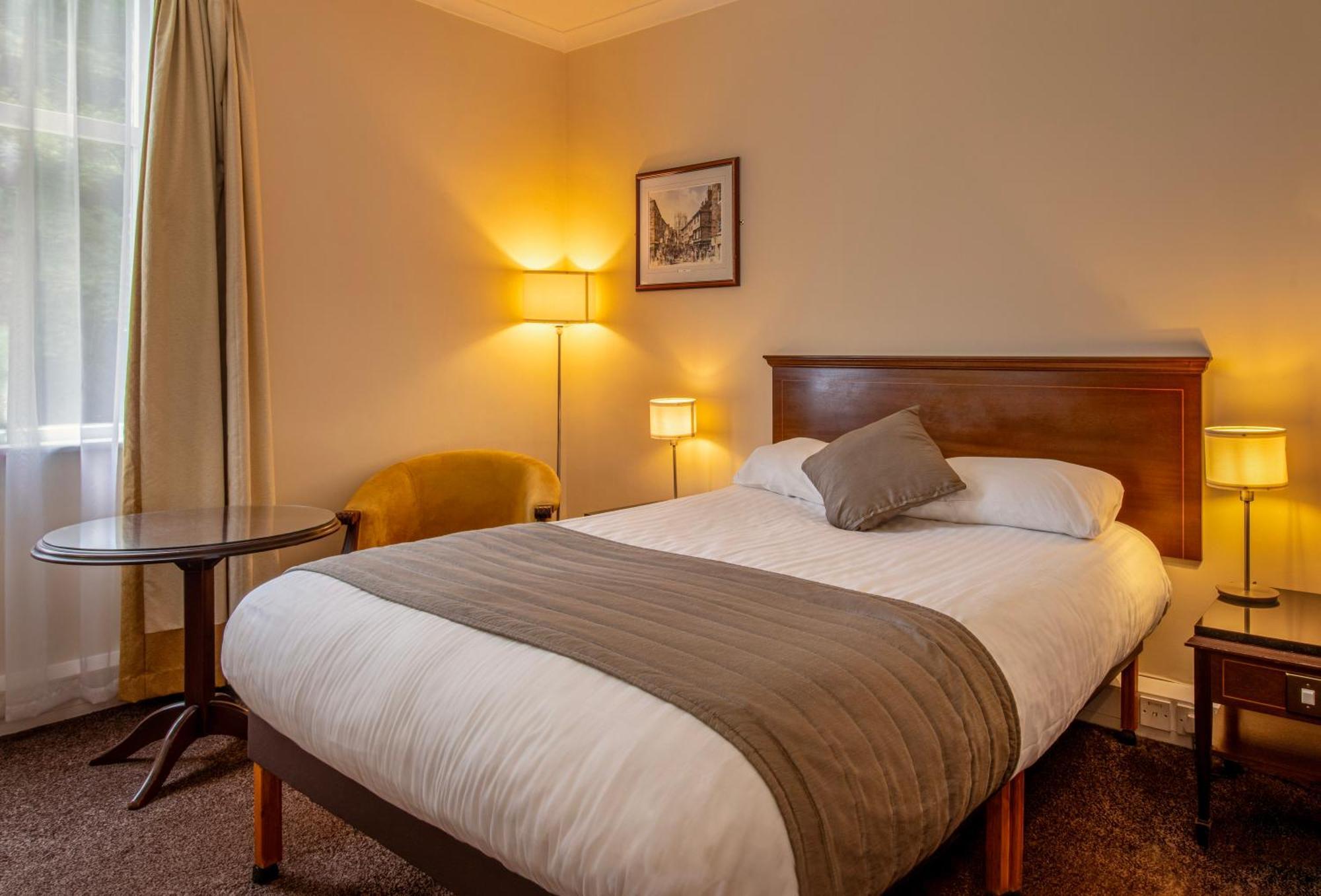 Hollins Hall Hotel, Golf & Country Club Bradford  Luaran gambar