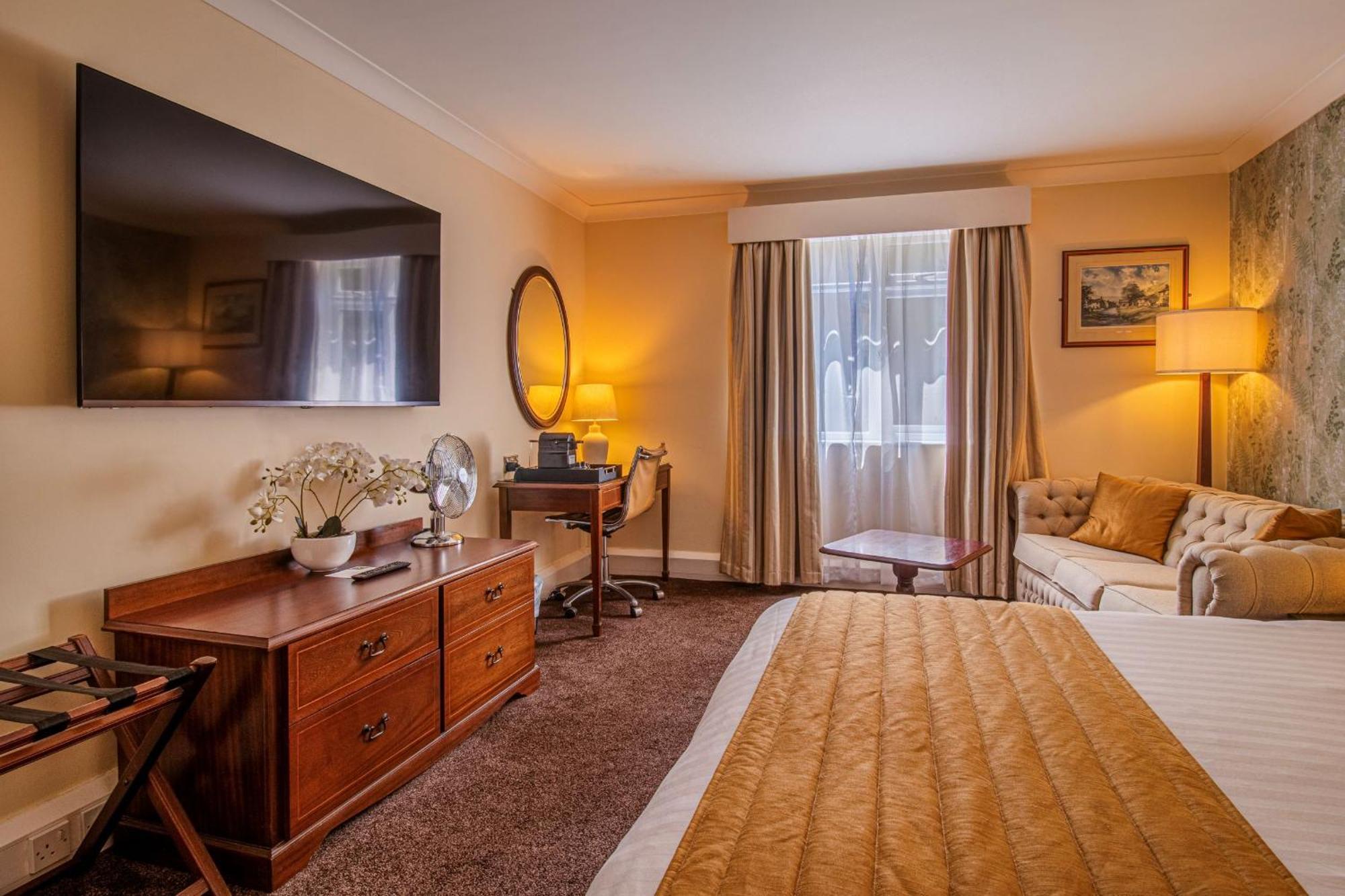 Hollins Hall Hotel, Golf & Country Club Bradford  Luaran gambar
