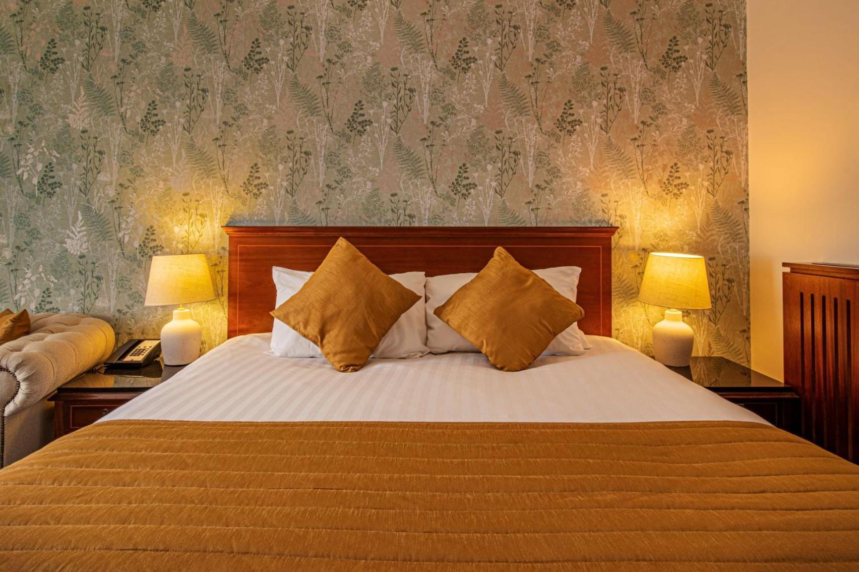 Hollins Hall Hotel, Golf & Country Club Bradford  Luaran gambar