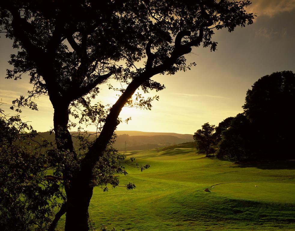Hollins Hall Hotel, Golf & Country Club Bradford  Luaran gambar